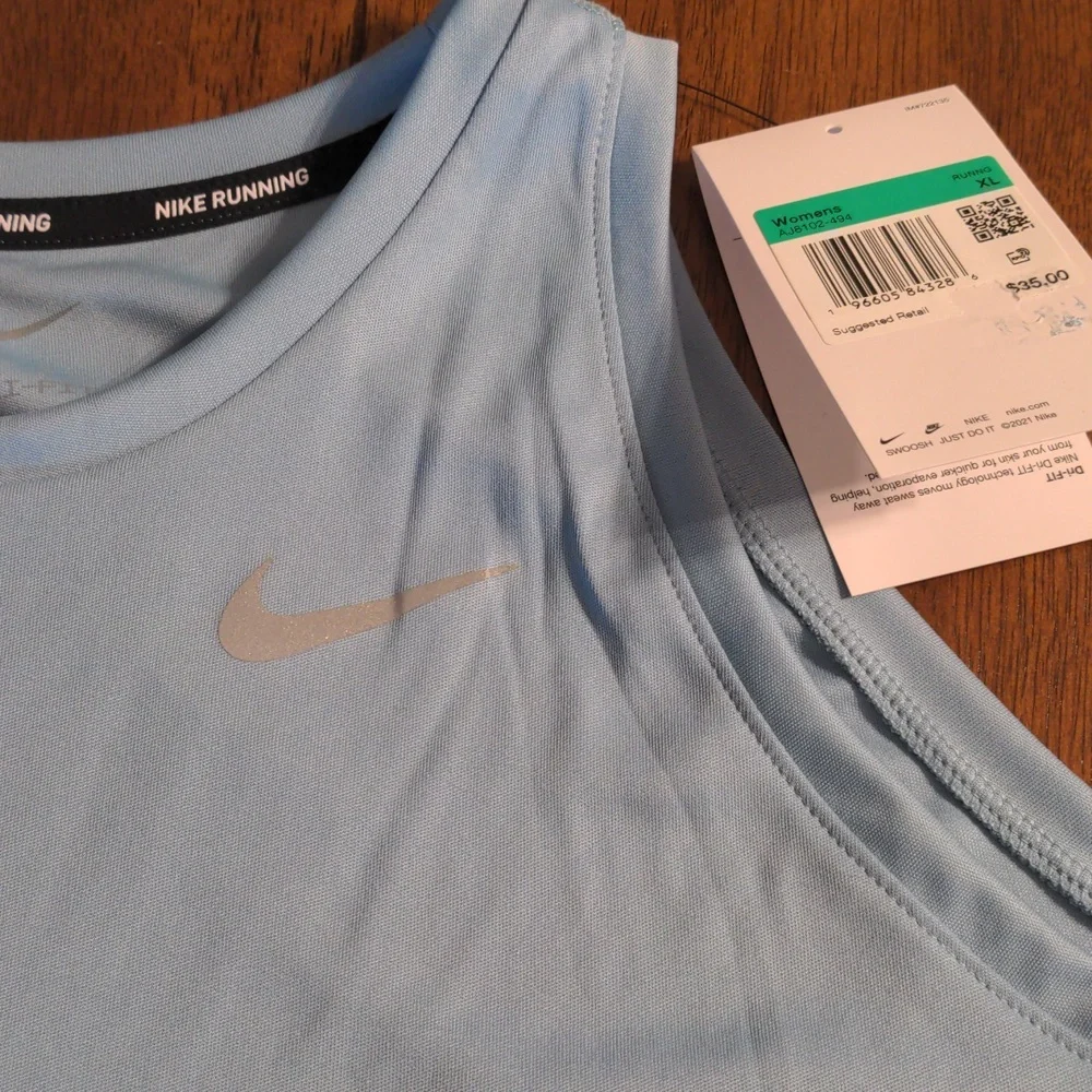 Nike DRI-FIT tank top - Picture 2 of 9